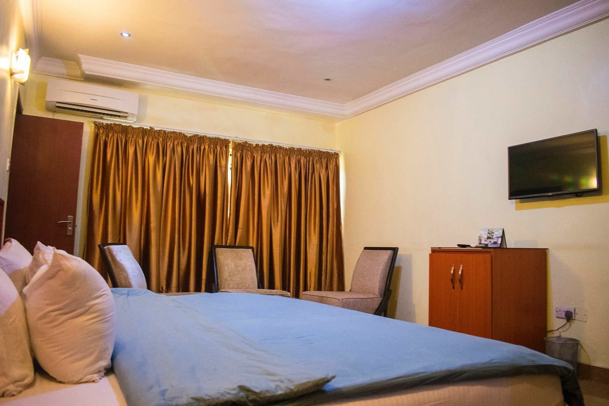 1St Delightsome House And Suites Ikorodu Dış mekan fotoğraf