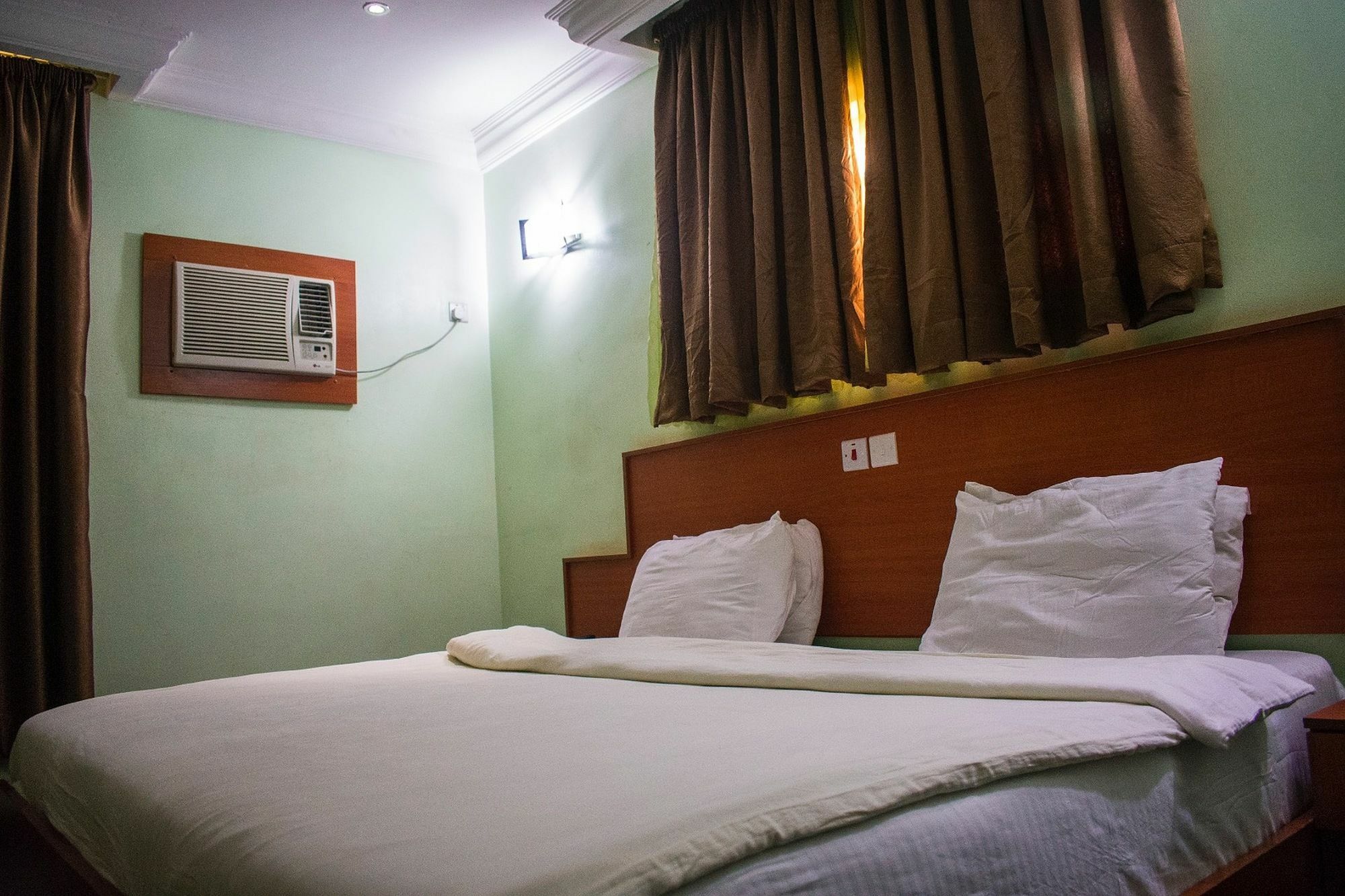 1St Delightsome House And Suites Ikorodu Dış mekan fotoğraf