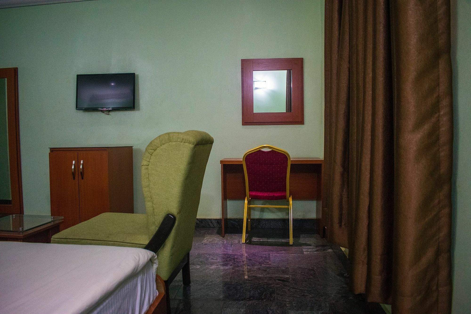 1St Delightsome House And Suites Ikorodu Dış mekan fotoğraf